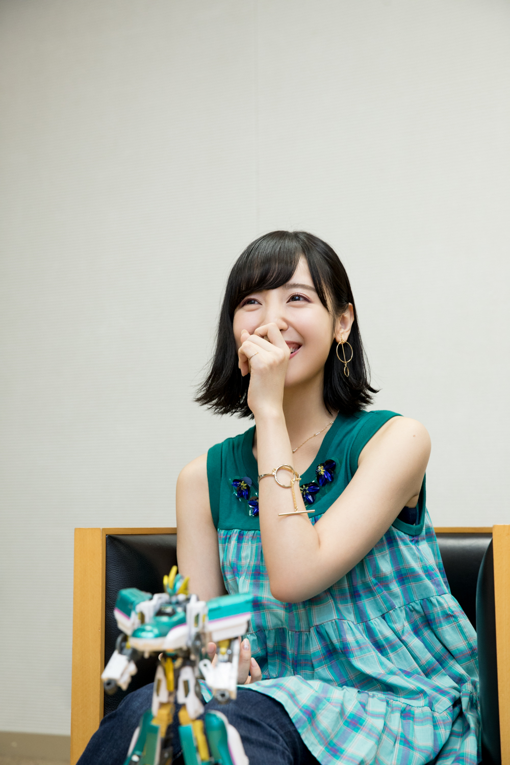 Ayaneru shinkalion interview 2 smile protect .jpg